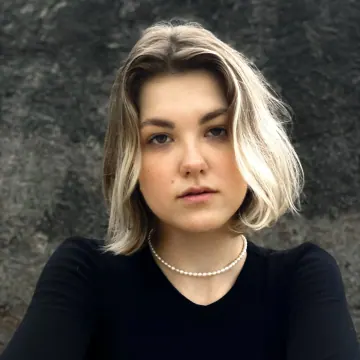 Anna, the maker behind MyCharm.today
